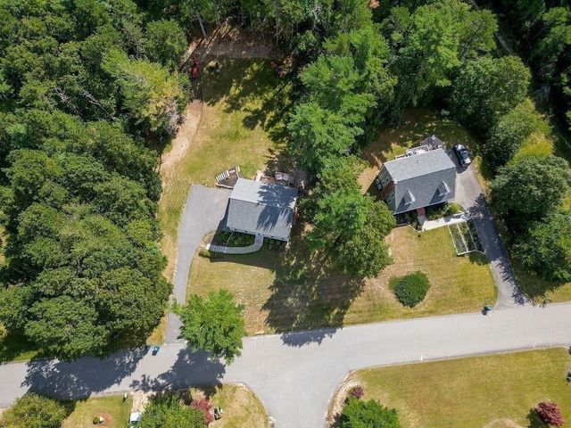 21 Chamber Rock Rd., Bourne, MA 02532