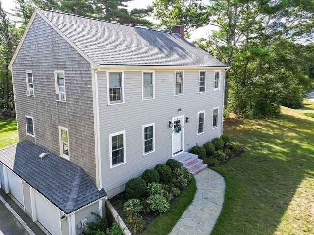 21 Chamber Rock Rd., Bourne, MA 02532