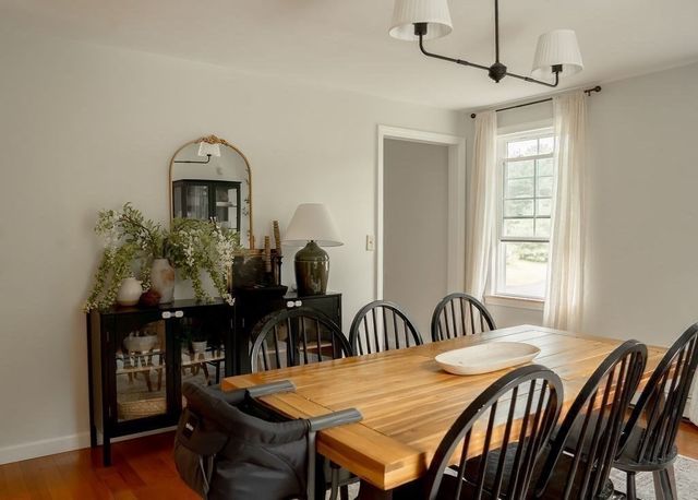 21 Chamber Rock Rd., Bourne, MA 02532