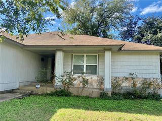 3903 Alexandria DR, Austin, TX 78749