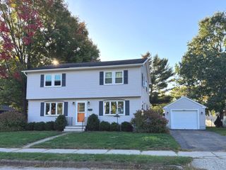 17 Westward Drive, Burlington, VT 05408