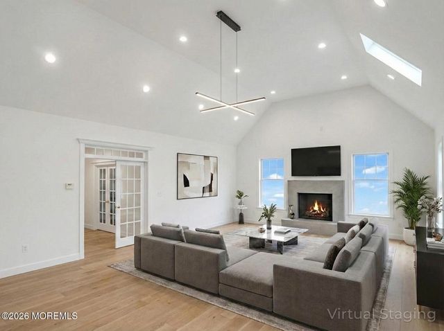 2 Warrenton Lane, Colts Neck, NJ 07722