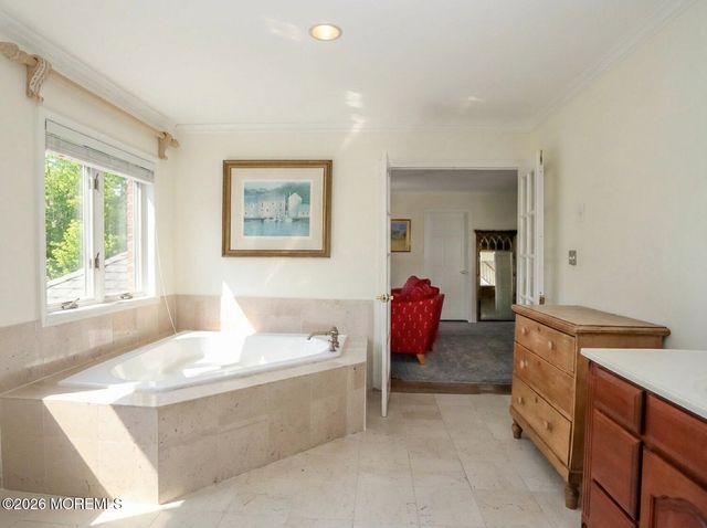 2 Warrenton Lane, Colts Neck, NJ 07722