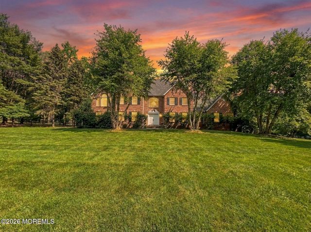 2 Warrenton Lane, Colts Neck, NJ 07722