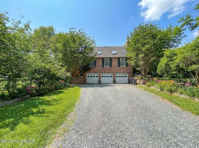 2 Warrenton Lane, Colts Neck, NJ 07722