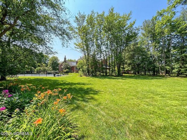 2 Warrenton Lane, Colts Neck, NJ 07722