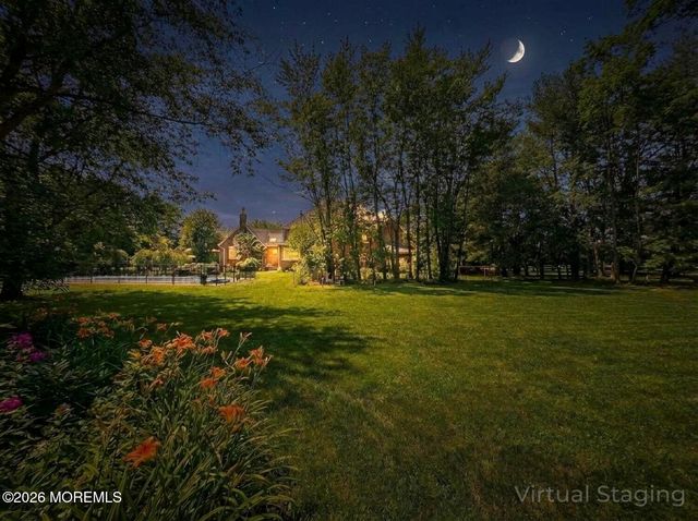 2 Warrenton Lane, Colts Neck, NJ 07722