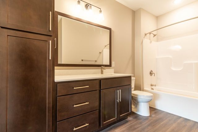 6450 37th Avenue NW 314, Rochester, MN 55901