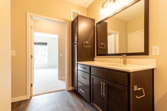 6450 37th Avenue NW 314, Rochester, MN 55901