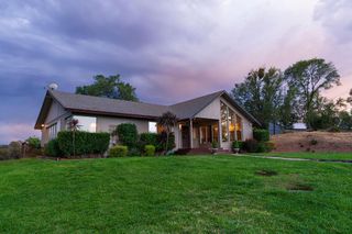 13420 Mesa Dr, Grass Valley, CA 95949