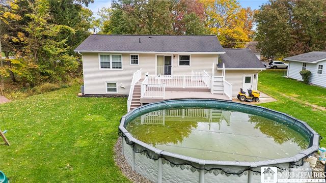 17 Johnson Street, Pomfret, NY 14063