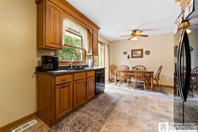 17 Johnson Street, Pomfret, NY 14063