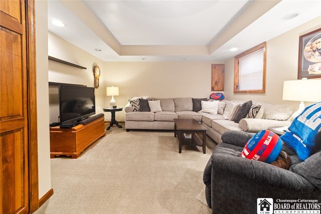 17 Johnson Street, Pomfret, NY 14063