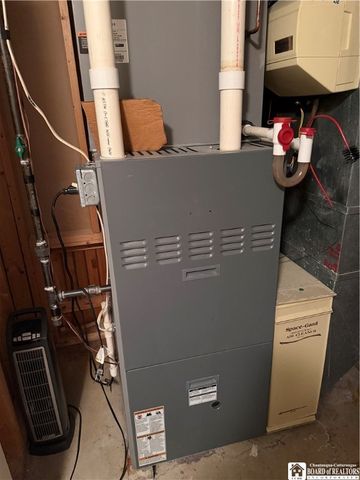 17 Johnson Street, Pomfret, NY 14063