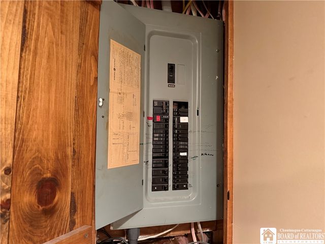 17 Johnson Street, Pomfret, NY 14063