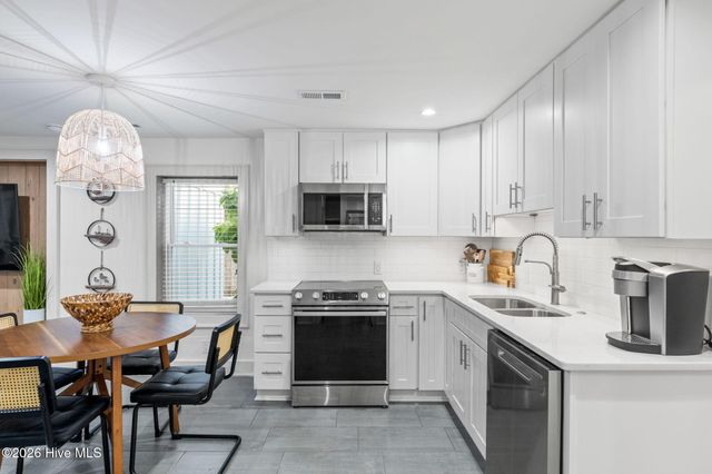 305 Sumter Avenue, Carolina Beach, NC 28428