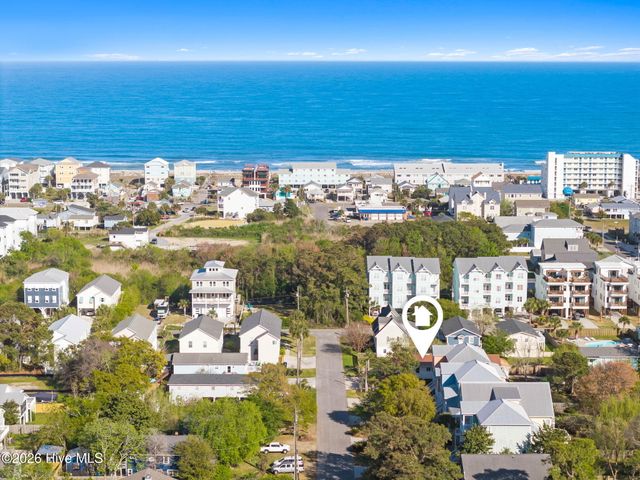 305 Sumter Avenue, Carolina Beach, NC 28428
