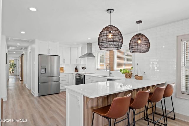 305 Sumter Avenue, Carolina Beach, NC 28428