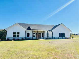 135 Daniel SW Ridge, Cartersville, GA 30120