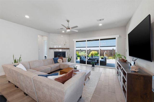 3036 Warrington, The Colony, TX 75056