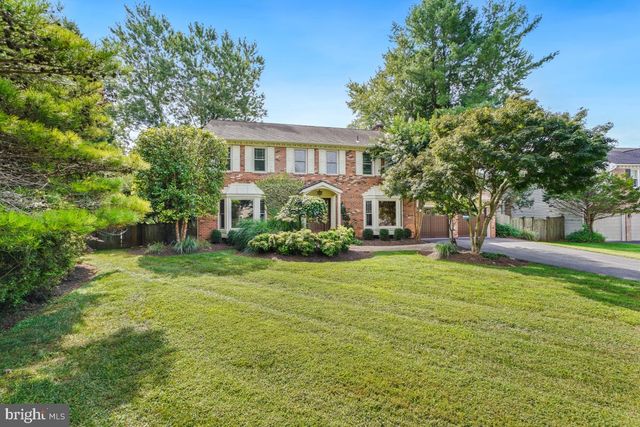 9804 KORMAN CT, Potomac, MD 20854