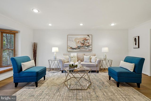 9804 KORMAN CT, Potomac, MD 20854