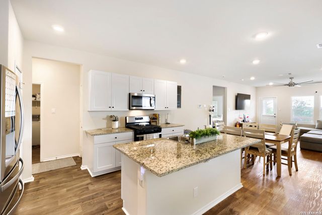 10518 Neversink Blvd, San Antonio, TX 78252