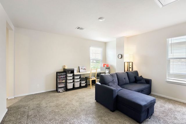 10518 Neversink Blvd, San Antonio, TX 78252