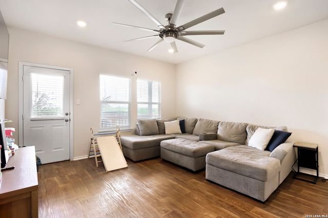 10518 Neversink Blvd, San Antonio, TX 78252
