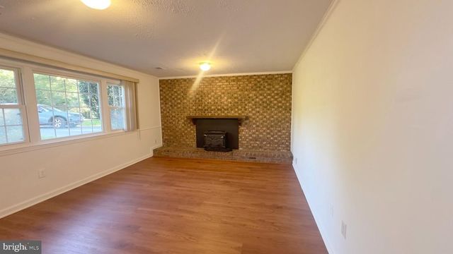 1636 GREAT FALLS ST, Mclean, VA 22101