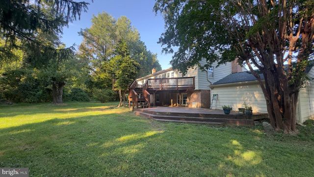 1636 GREAT FALLS ST, Mclean, VA 22101
