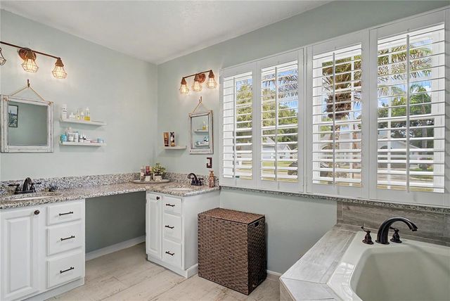 1028 SPRING LANDING DRIVE, Winter Garden, FL 34787