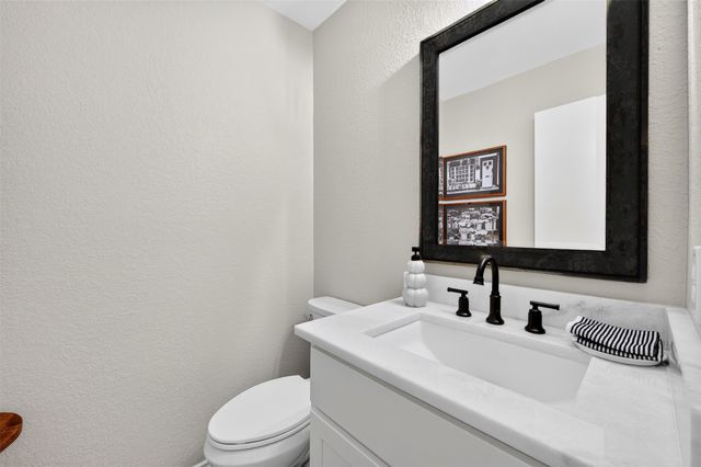 224 Miramar Drive, Arlington, TX 76002