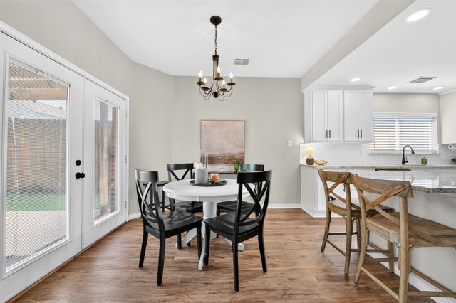 224 Miramar Drive, Arlington, TX 76002