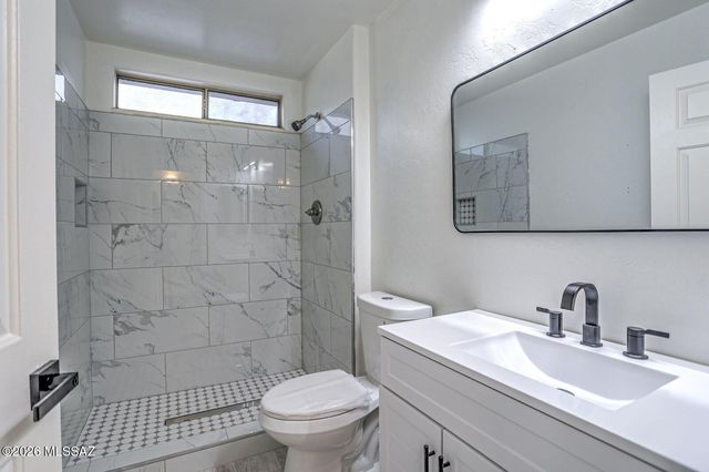 3625 E Drexel Manor Stravenue, Tucson, AZ 85706