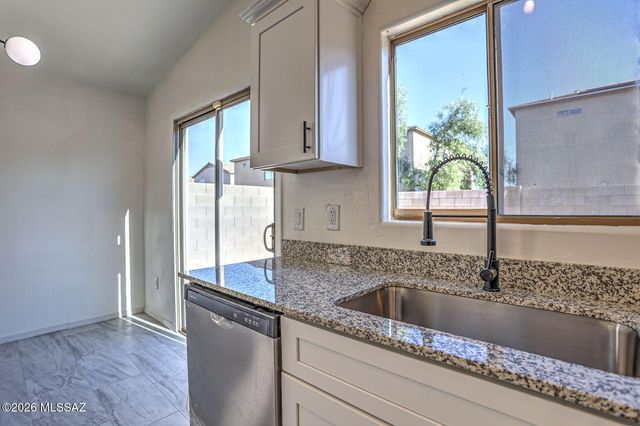 3625 E Drexel Manor Stravenue, Tucson, AZ 85706