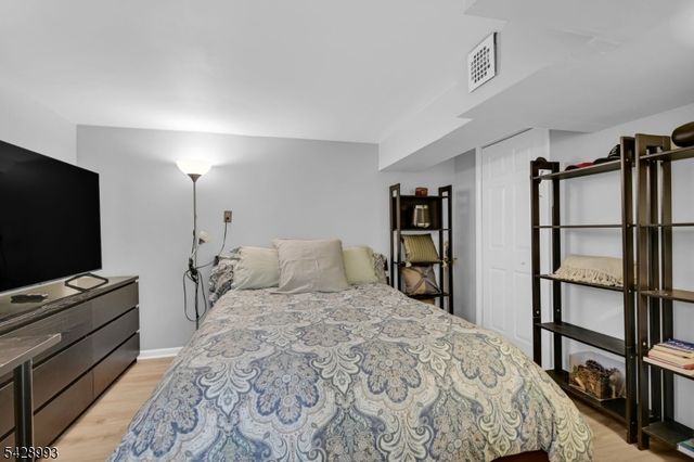 151 Page Dr, Oakland Boro, NJ 07436
