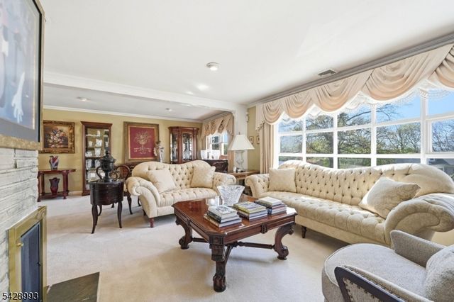 151 Page Dr, Oakland Boro, NJ 07436