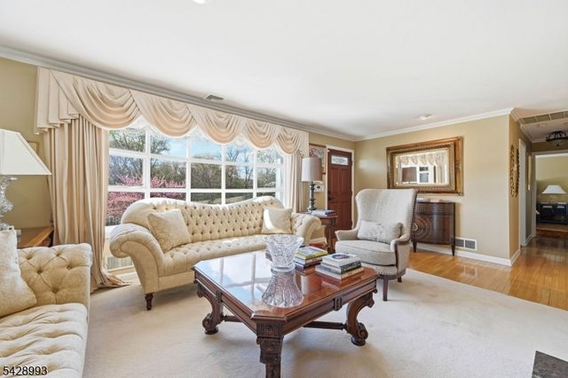 151 Page Dr, Oakland Boro, NJ 07436