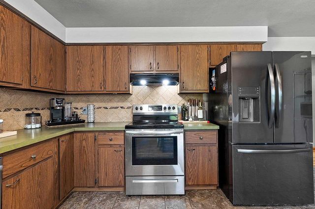 1545 N BLOSSOM DRIVE, Appleton, WI 54914