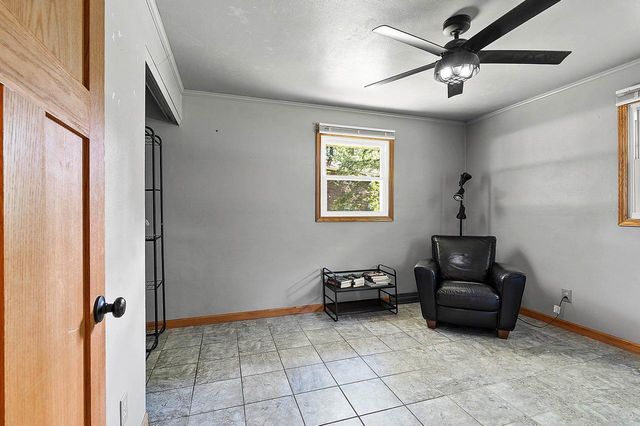 1545 N BLOSSOM DRIVE, Appleton, WI 54914