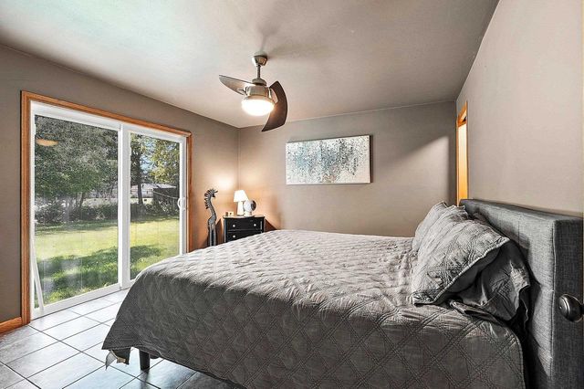 1545 N BLOSSOM DRIVE, Appleton, WI 54914