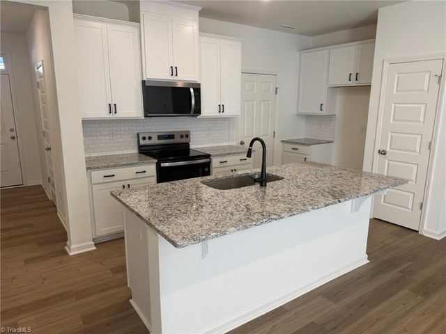 193 Parker Lane, Mebane, NC 27302