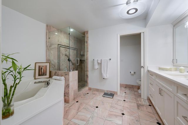 529 S Flagler Drive Th3g, West Palm Beach, FL 33401
