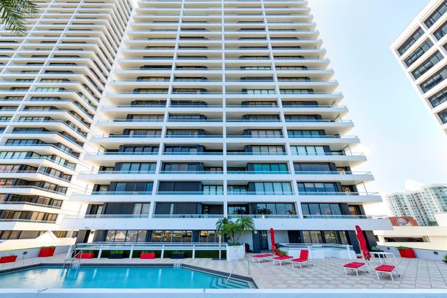 529 S Flagler Drive Th3g, West Palm Beach, FL 33401