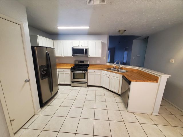 2306 Spring Dusk Lane, Spring, TX 77373