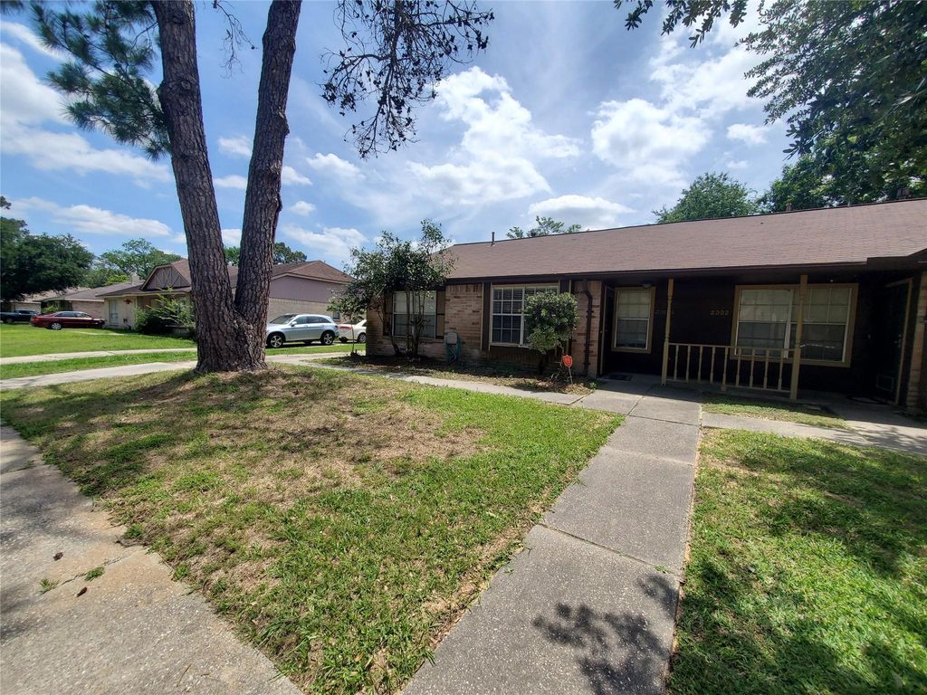 2306 Spring Dusk Lane, Spring, TX 77373