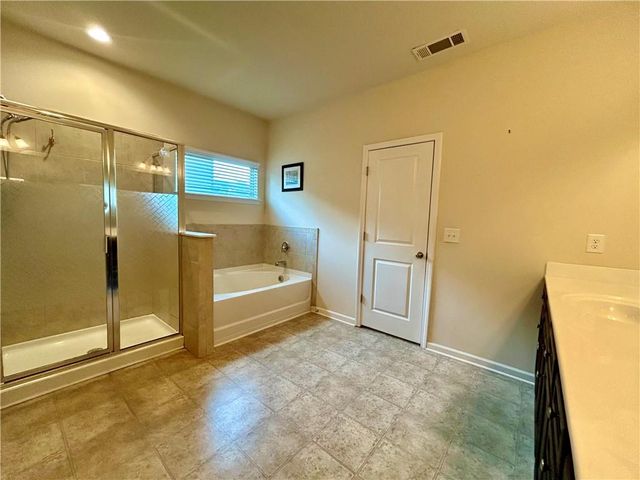4355 Luke Way, Ellenwood, GA 30294