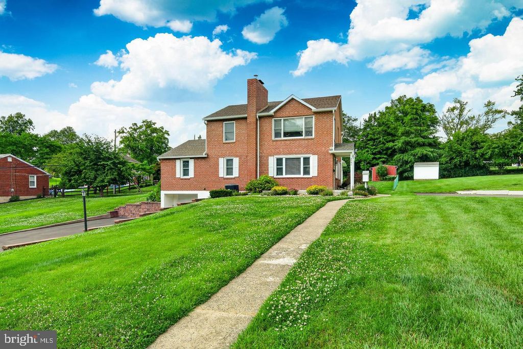 2741 HILLVIEW RD, BROOMALL, PA 19008 — photo 5