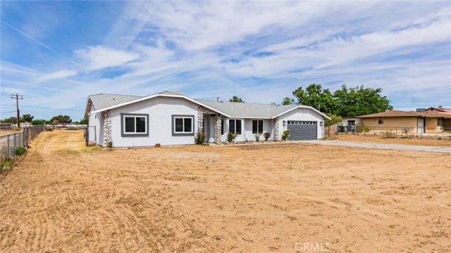 14280 Navajo, Apple Valley, CA 92307